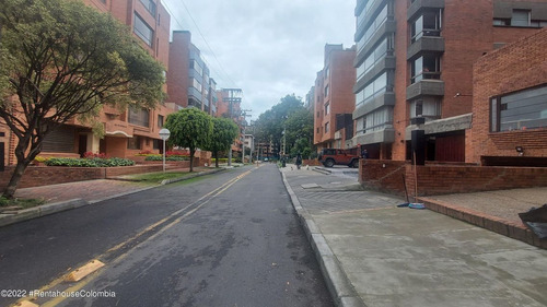 Imagen 20 de 21 de Comercial En Chico(bogota) Rah Co: 23-988