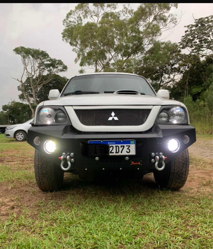 Mitsubishi L200 2.5 Outdoor Hpe Cab. Dupla 4x4 4p