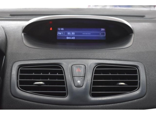 Renault Fluence Fluence 2.0 DYNAMIQUE 16V FLEX 4P AUTOMÁTICO