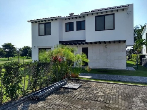 Imagen 4 de 14 de Preciosa Casa En Renta En Paraiso Country Club