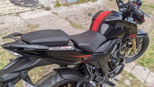 Imagen 11 de 13 de Tvs Rtr 200