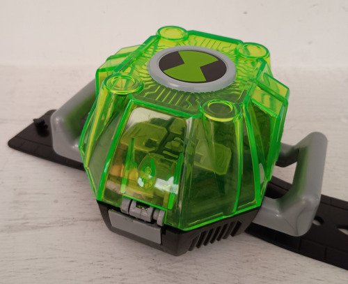 Reloj Omnitrix Ben 10 Camara De Creación Bandai 2009 Verde (Usado)