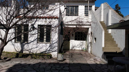 Merlo - Venta - Casa 5 Ambientes