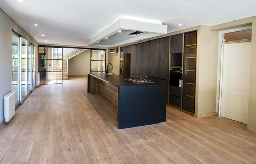 Casa En Castores Con El Mejor Acceso A Guardia Y Club House!
