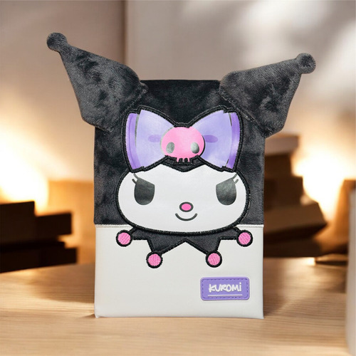 Cuaderno Mediano Peluche Con Bolsillo Estampas Hello Kuromi Color Negro