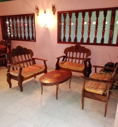 Casa En Ambiente Neblinoso De Montaña En El Punto Mas Alto ( 1000 Msnm) De La Sierra Oriental De Valle Guanape Entre Los Estados Anzoátegui Y Miranda