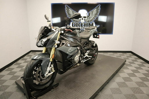 Imagen 6 de 6 de 2017 Bmw S 1000 R Premium Dynamic Catalano Grey