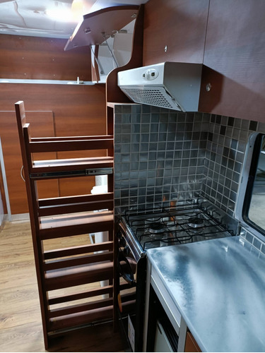 Imagen 6 de 20 de Motorhome Equipamientos A Medida Con Diseños 3d
