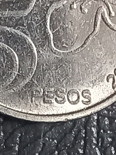 Argentina 2017. Moneda De 5 Pesos, Con Error Letra S Mira! (Usado)