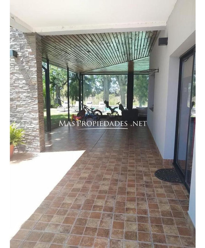 Casa En Venta En Canning Barrio Malibu