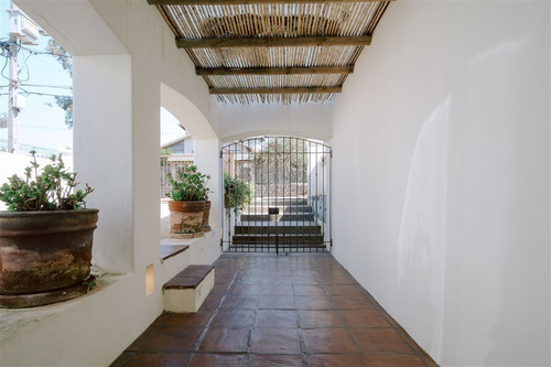 Impecable Y Práctica Casa En Condominio Casa Pueblo Cachagua