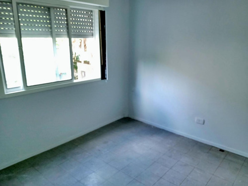 Imagen 13 de 19 de Lindo Ph En 1er Piso 2 Dorm Con Patio En Pb