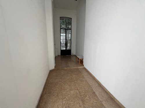 Venta Departamento Pasillo 1 Dorm. Centro