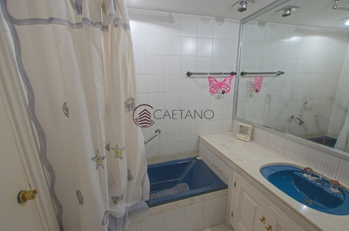 Apartamento Frente Al Puerto En Alquiler- Ref: 2563