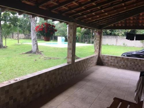 Imagem 3 de 14 de Chácara Ampla Na Praia Com 5 Quartos, Piscina, Escriturada