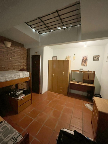 Casa A La Venta En Barrio Montecarlo Bajas Expensas - Pilar