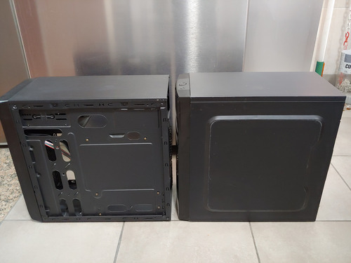2 Gabinetes Micro Atx Pc Box Y Sfx - Les Falta Una Tapa Negro (Usado)