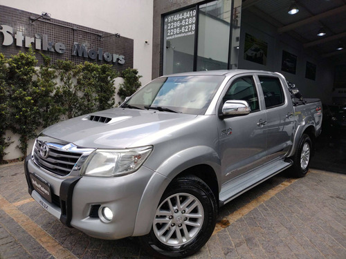 Toyota Hilux 3.0 SRV 4X4 CD 16V TURBO INTERCOOLER DIESEL 4P AUTOMÁTICO