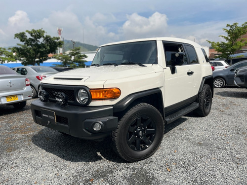 Toyota Fj Cruiser At