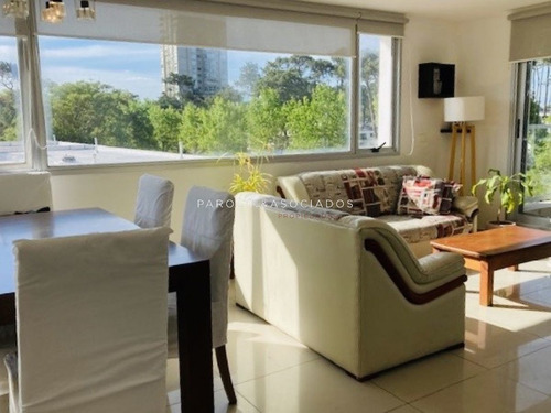 Imagen 2 de 11 de Departamento En Edificio Con Todos Los Servicios!!