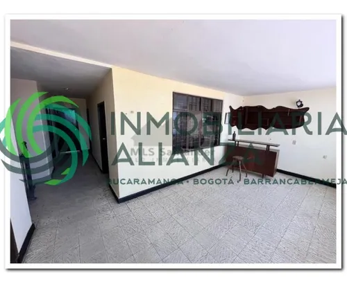 Casa En Venta En Terrazas. Cod V61201
