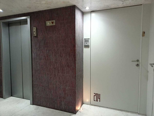 Oficina En Bosque De Las Lomas, Ideal Para Consulta Privada