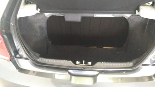 Imagen 8 de 10 de Volkswagen Gol Trend 1.6 Trendline 101cv 2021