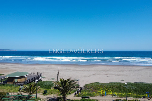 Excelente Ubicación Y Preciosa Vista, Playa Aguas Blancas.