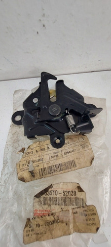 Cerradura Capot Yaris 1999-2005 Toyota Original