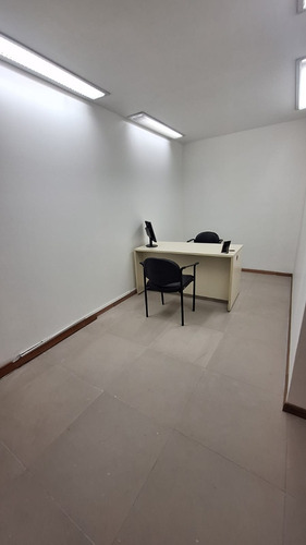Alquiler De Espectacular Oficina En San Martin Centro. 140 M2