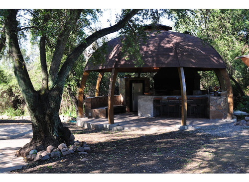 La Casa De Tus Sueños En Pirque/ Rinconada Del Principal