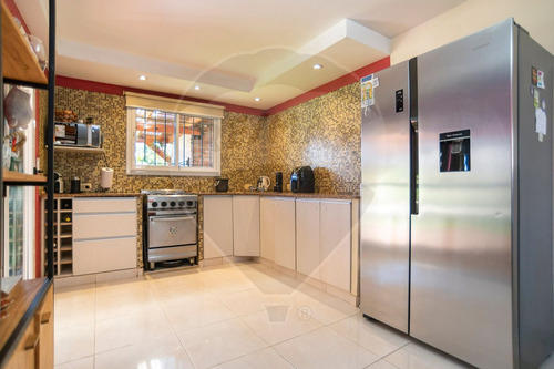 Casa En Venta En San Carlos 2 Dormitorios Y Pileta