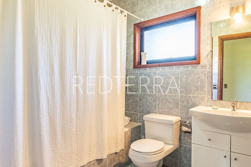 Imagen 10 de 30 de Hermosa Casa Con Vista Al Lago Y Al Volcán