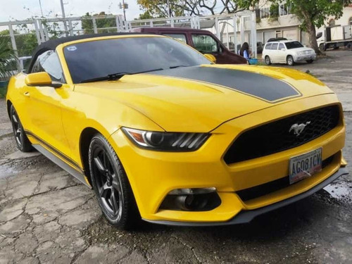 Imagen 3 de 10 de Ford Mustang Convertible 2017 V6 Automático