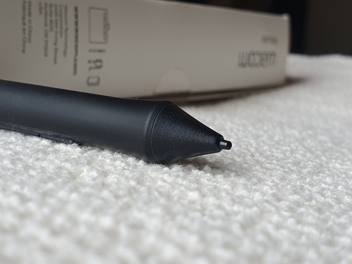 Tableta Gráfica Wacom Intuos Small Ctl4100 Negro (Usado)
