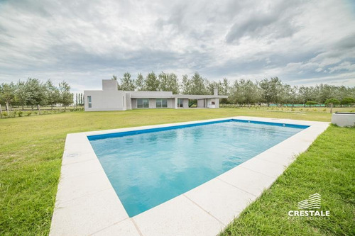 Imagen 2 de 16 de Casa 3 Dormitorios En Venta - Haras De Funes