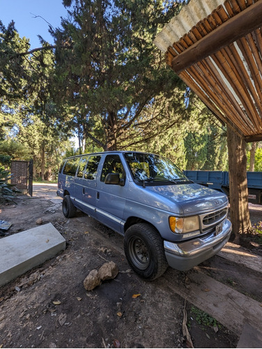 Ford Econoline E350 Súper Duty Xlt