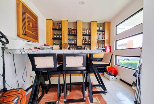 Casa En Venta En Metepec, Fracc. Palma Real A 15 Min De Galerias Metepec