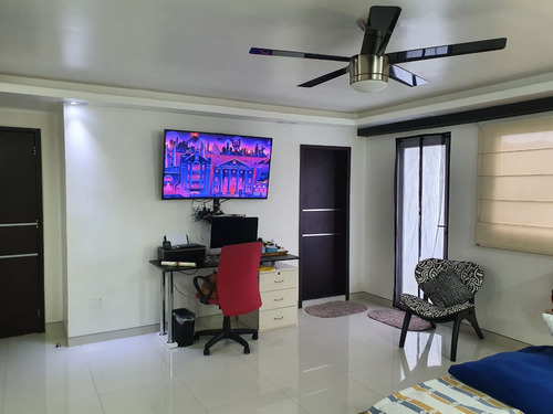 Angelica Rivas Vende Pent House En Res Le Parc Suite, Parral