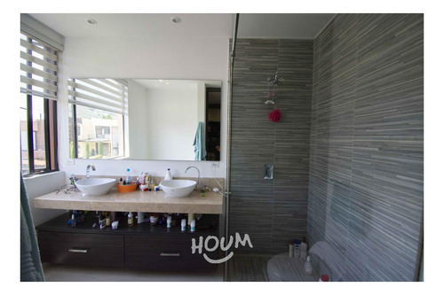 Imagen 27 de 30 de Casa En Siberia. 4 Habitaciones, 400 M²