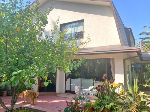 Imagen 3 de 24 de Casa De 7 Dormitorios En Jardín Del Este Vitacura