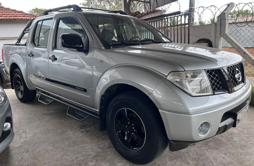 Nissan Frontier 2.5 Se Cab. Dupla 4x2 4p