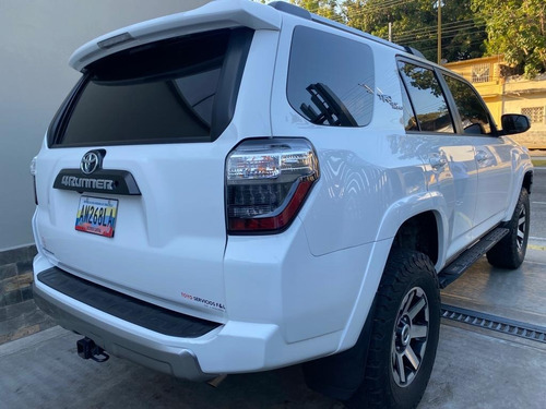 Imagen 2 de 10 de Toyota 4runner