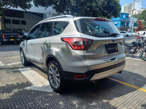 Ford Escape 2.0 Titanium