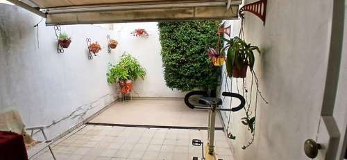 Venta Ph 3 Ambientes C/patio Luzuriaga - Permuta