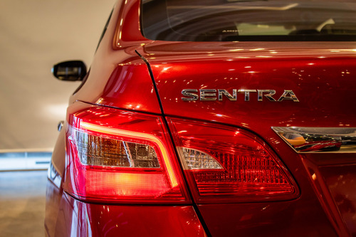 Nissan Sentra 1.8 Exclusive Pure Drive