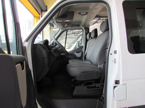 Imagem 11 de 14 de Renault Master Executiva Acessível L3h2