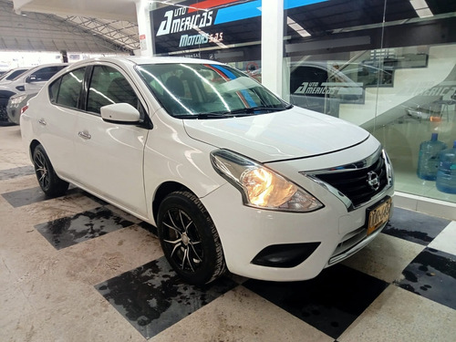 Nissan Versa 1.6 Advance
