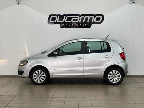 Imagem 2 de 11 de Volkswagen Fox 2014 1.6 Vht Trend Total Flex 5p