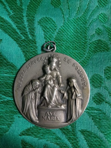 Antigua Medalla Religiosa Virgen De Pompéya M1